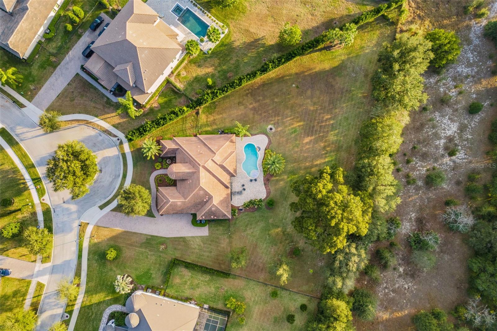 HEATHROW COUNTRY ESTATE - Residential