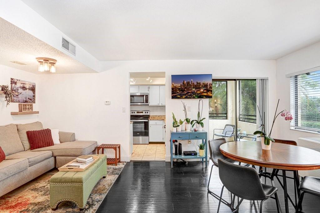 THE TOWERS AT CARROLLWOOD VILLAGE - Residential