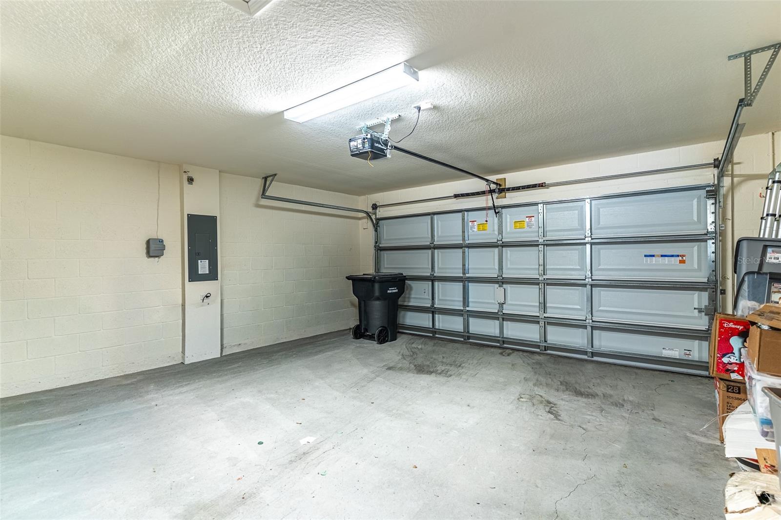 CHESTNUT CREEK - Residential