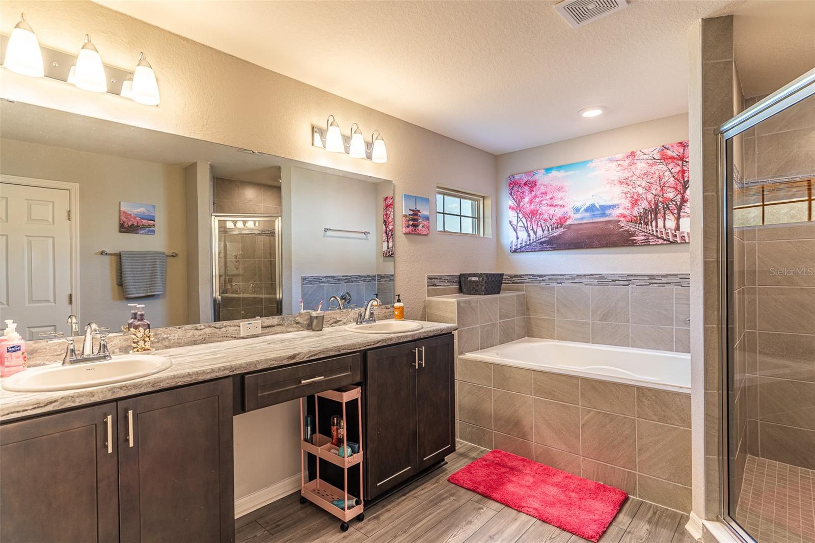 CHESTNUT CREEK - Residential