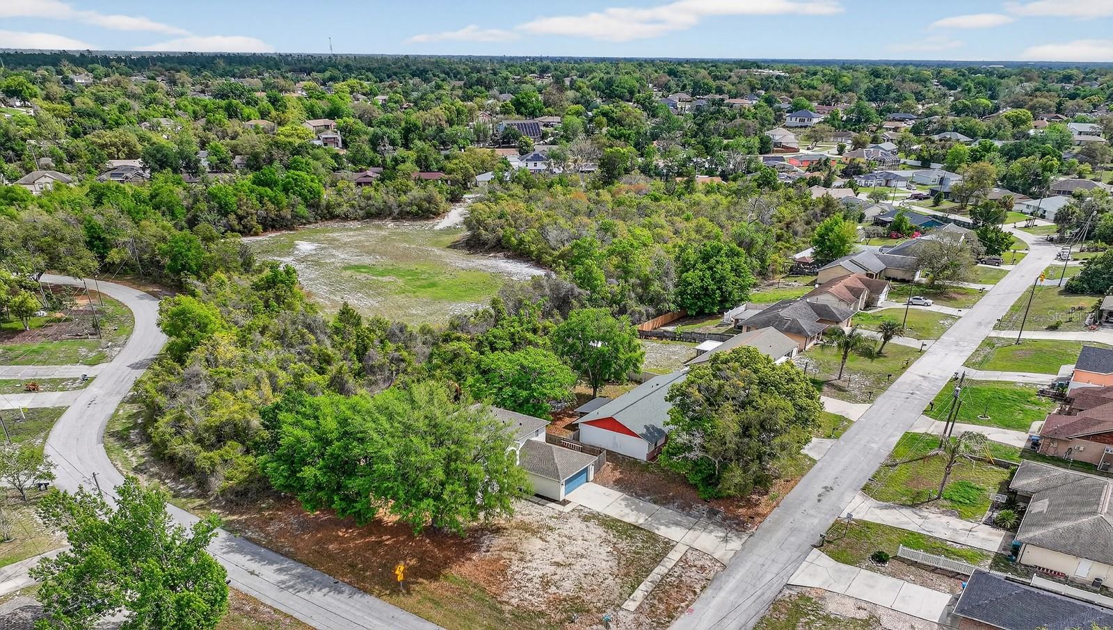 DELTONA LAKES UNIT 04 - Residential