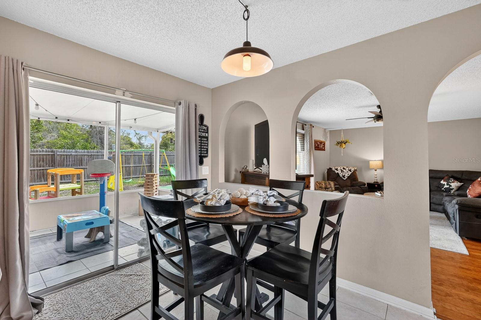 DELTONA LAKES UNIT 04 - Residential