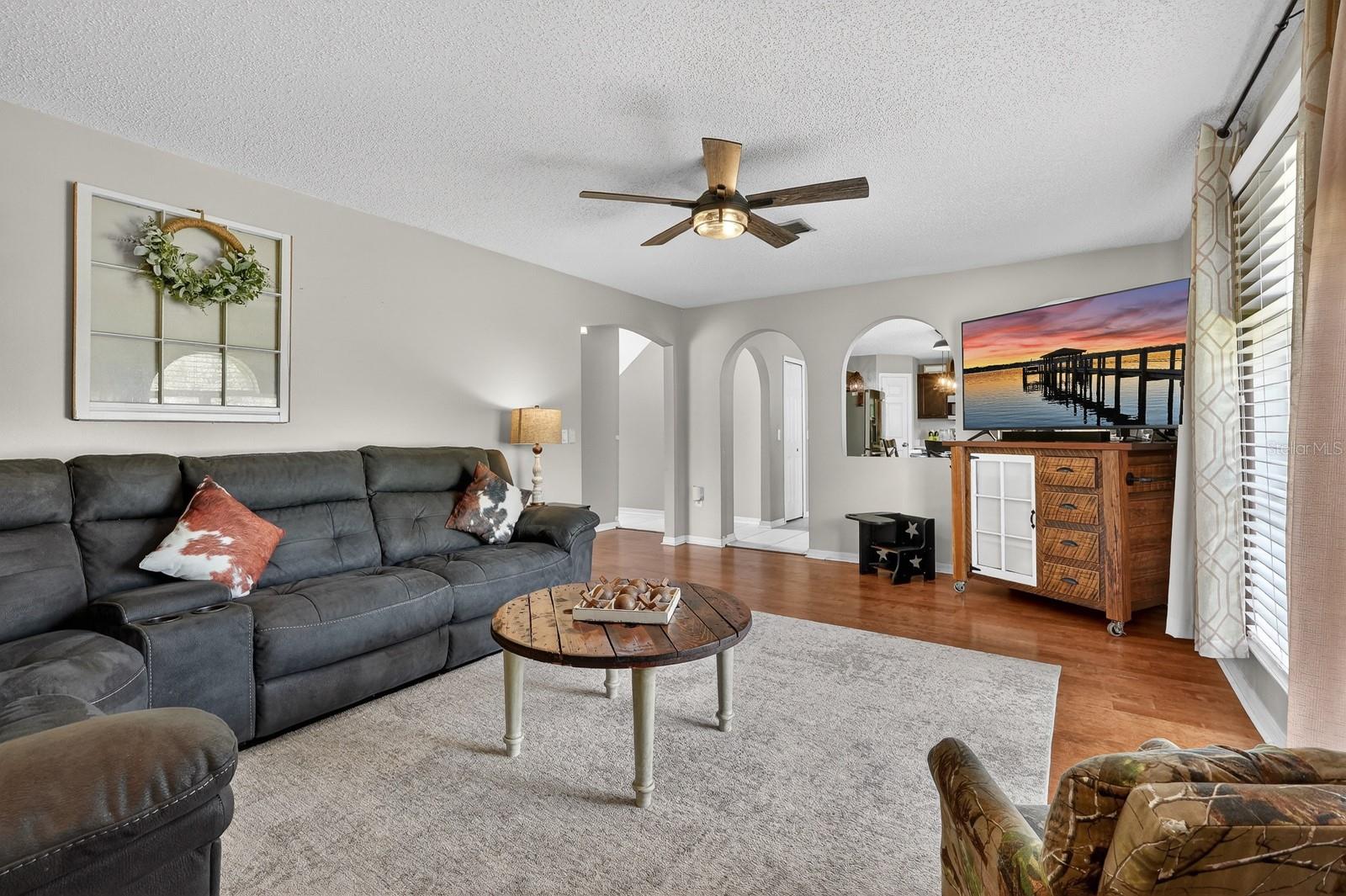 DELTONA LAKES UNIT 04 - Residential