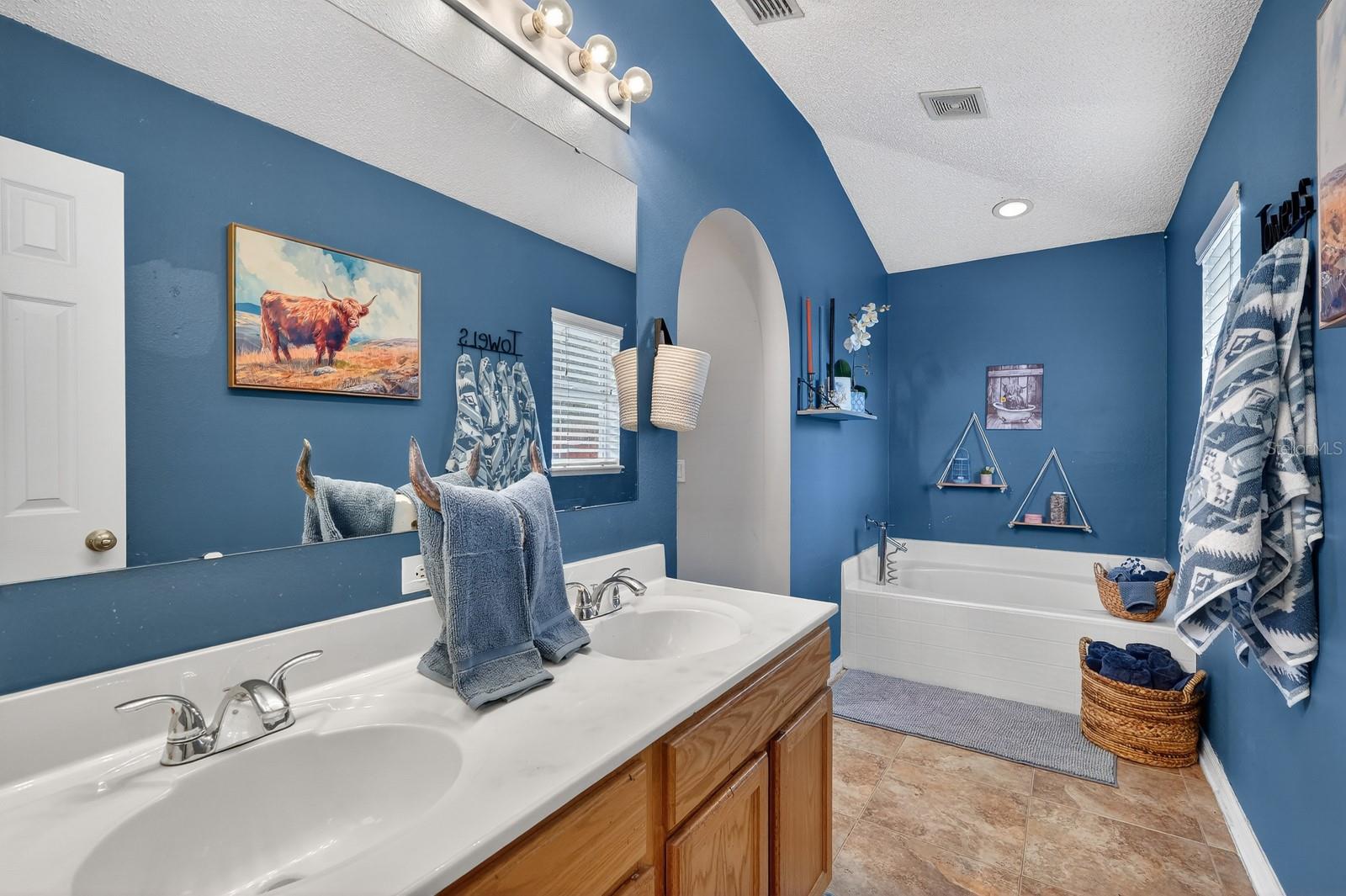 DELTONA LAKES UNIT 04 - Residential