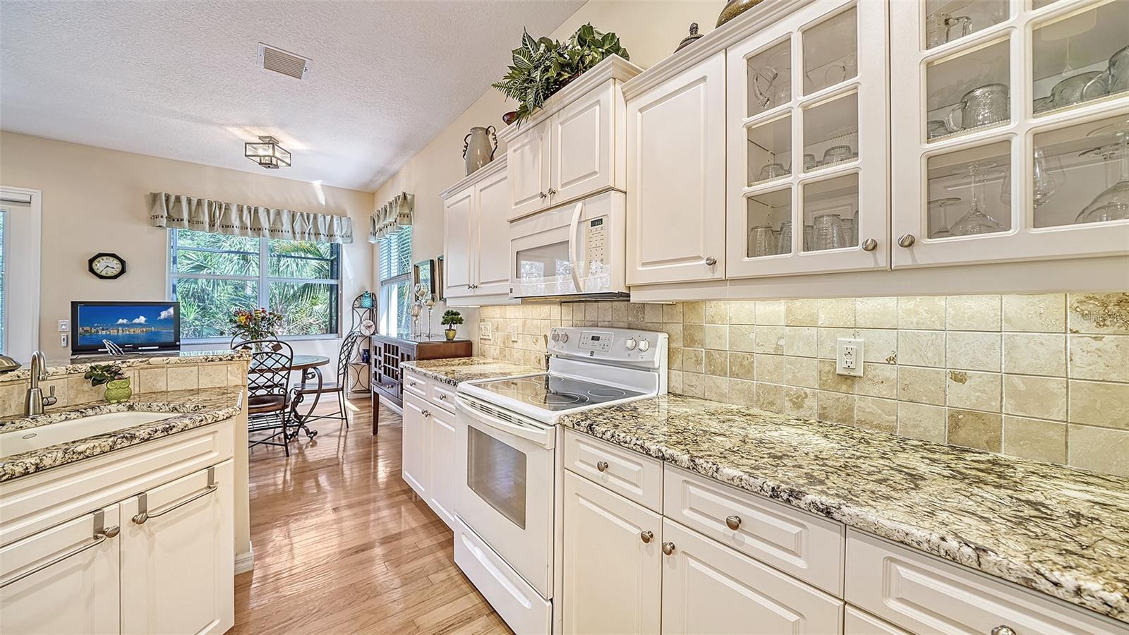 VENICE GOLF & CNTRY CLUB UN #I - Residential