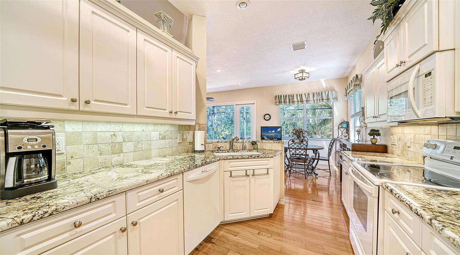 VENICE GOLF & CNTRY CLUB UN #I - Residential