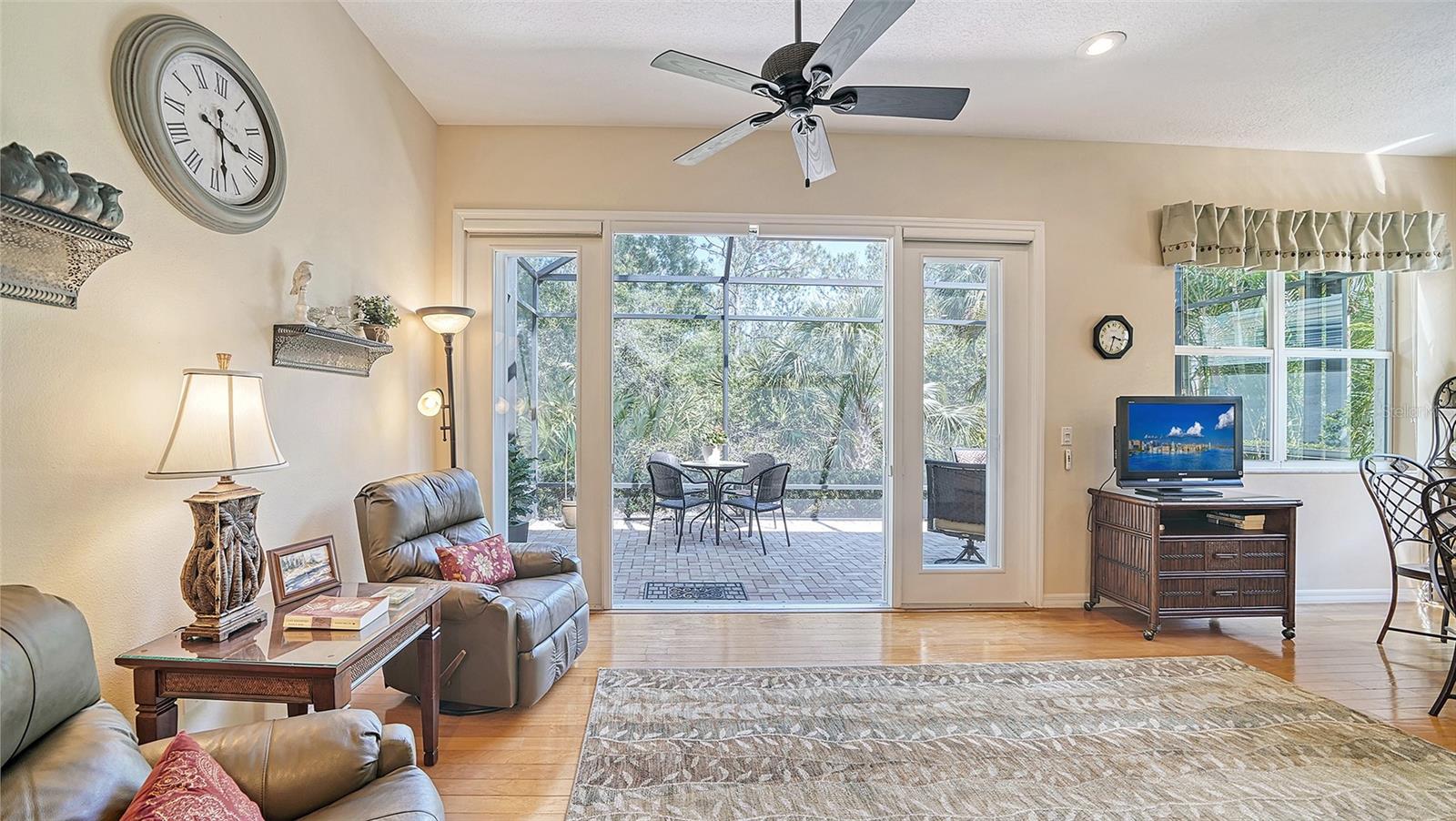 VENICE GOLF & CNTRY CLUB UN #I - Residential