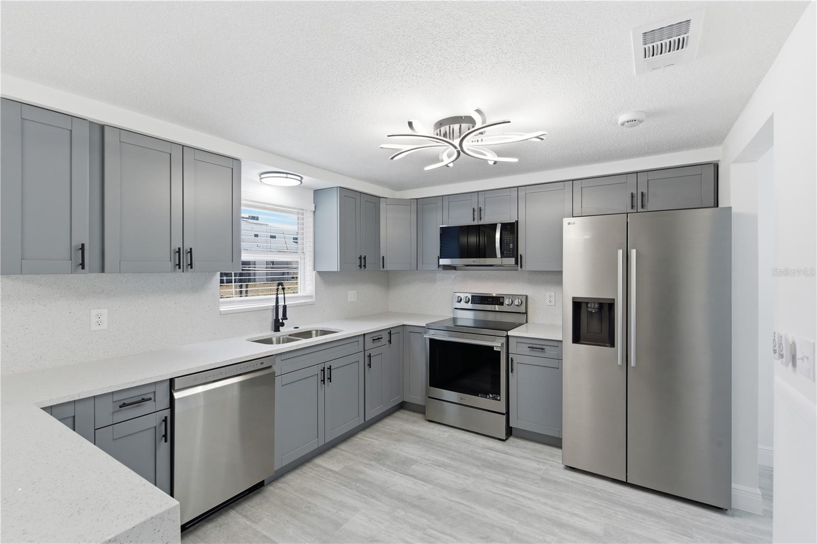 FLORAL PARK REP - Residential