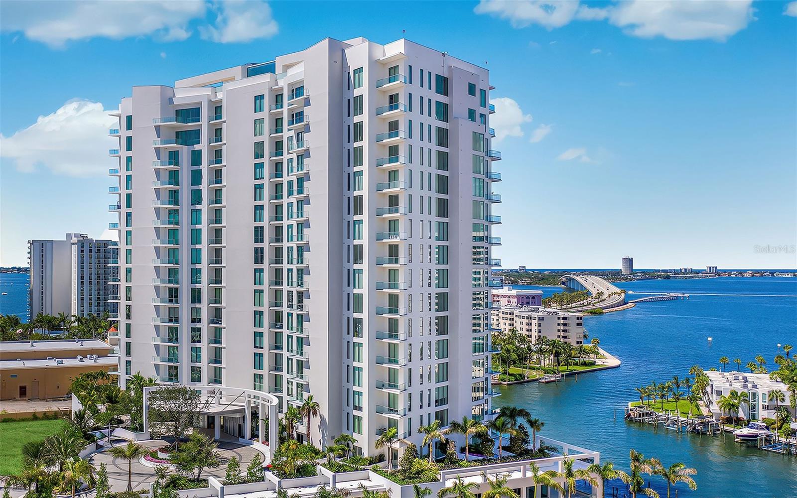 401 QUAY 1004