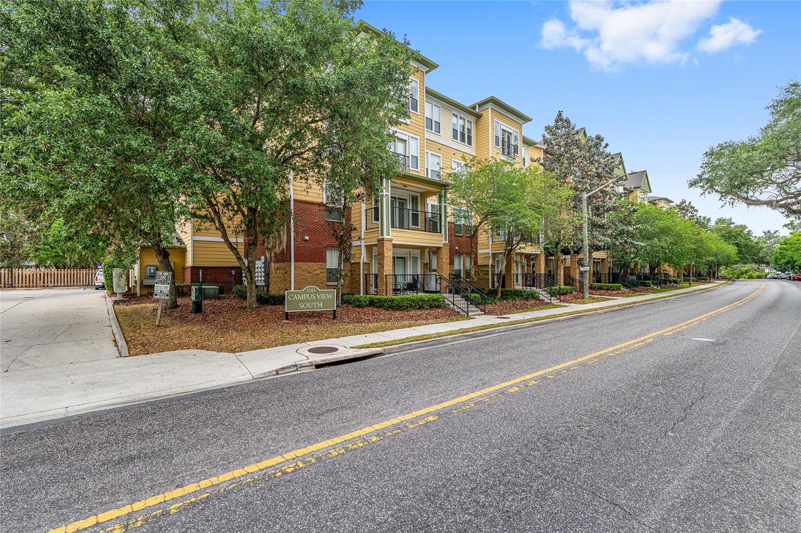 CAMPUS VIEW SOUTH LLC - Residential