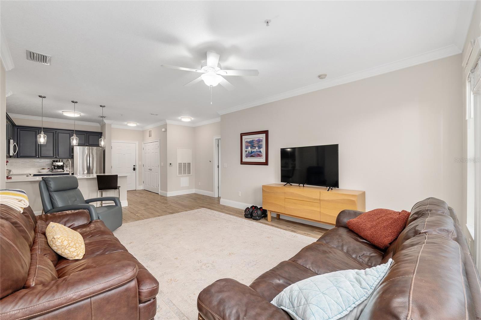CAMPUS VIEW SOUTH LLC - Residential