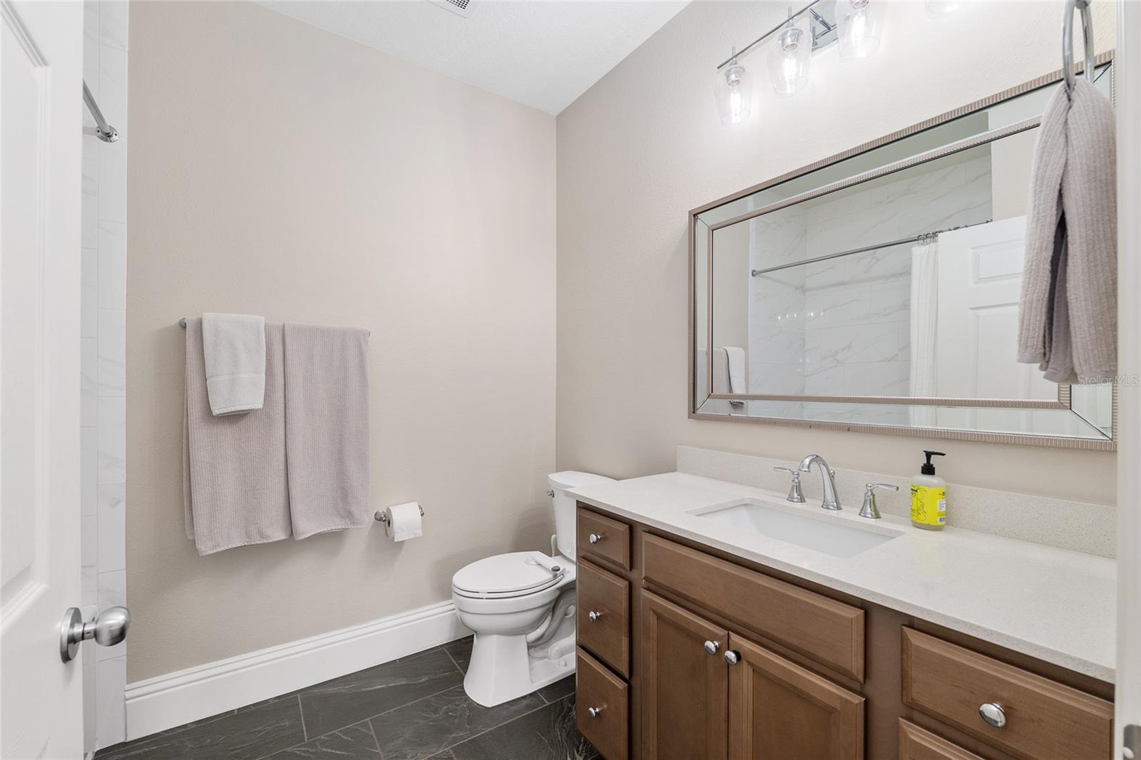 CAMPUS VIEW SOUTH LLC - Residential