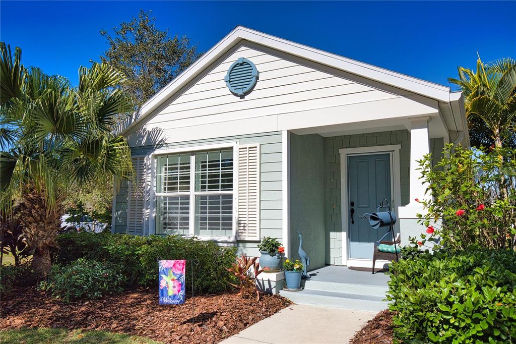 Photo of 12444 Shimmering Oak Circle, Venice, FL 34293 (MLS # N6142594)