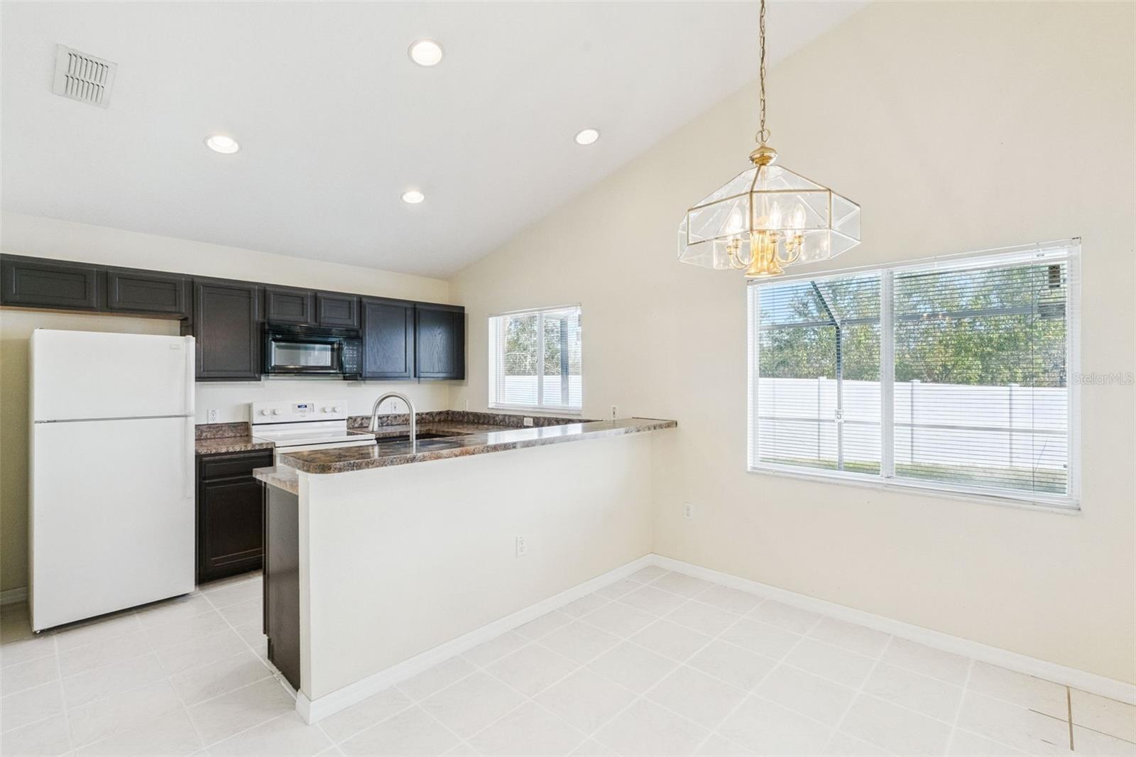 HILLCREST HOMES LAKE DAVENPORT PH 02 - Residential