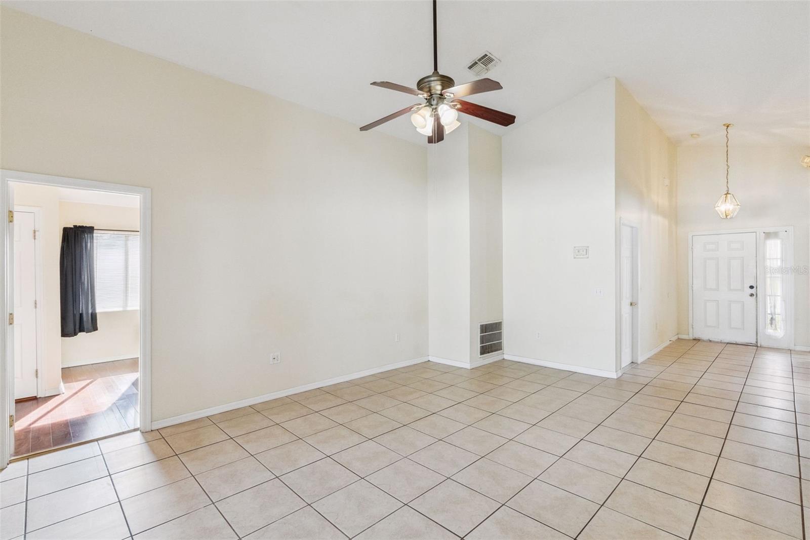 HILLCREST HOMES LAKE DAVENPORT PH 02 - Residential