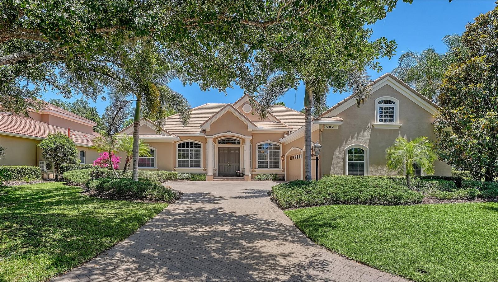 LAKEWOOD RANCH COUNTRY CLUB - Residential