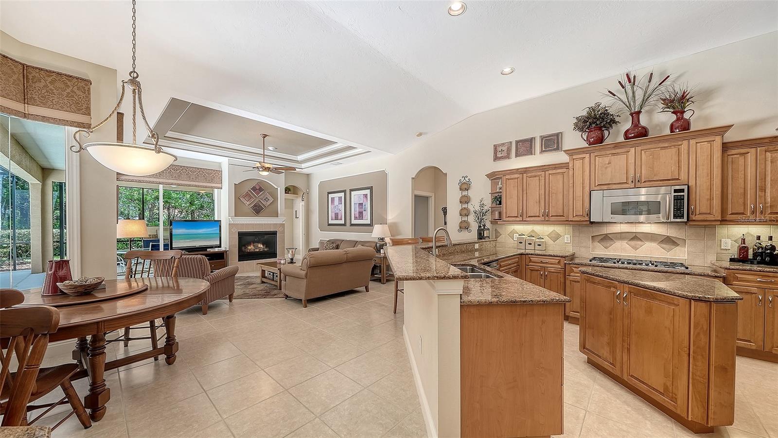 LAKEWOOD RANCH COUNTRY CLUB - Residential