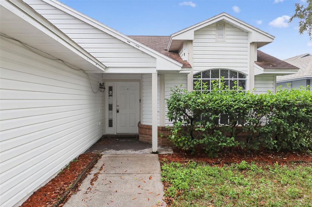 Photo of 6516 Piccadilly Lane, Orlando, FL 32835 (MLS # O6366153)