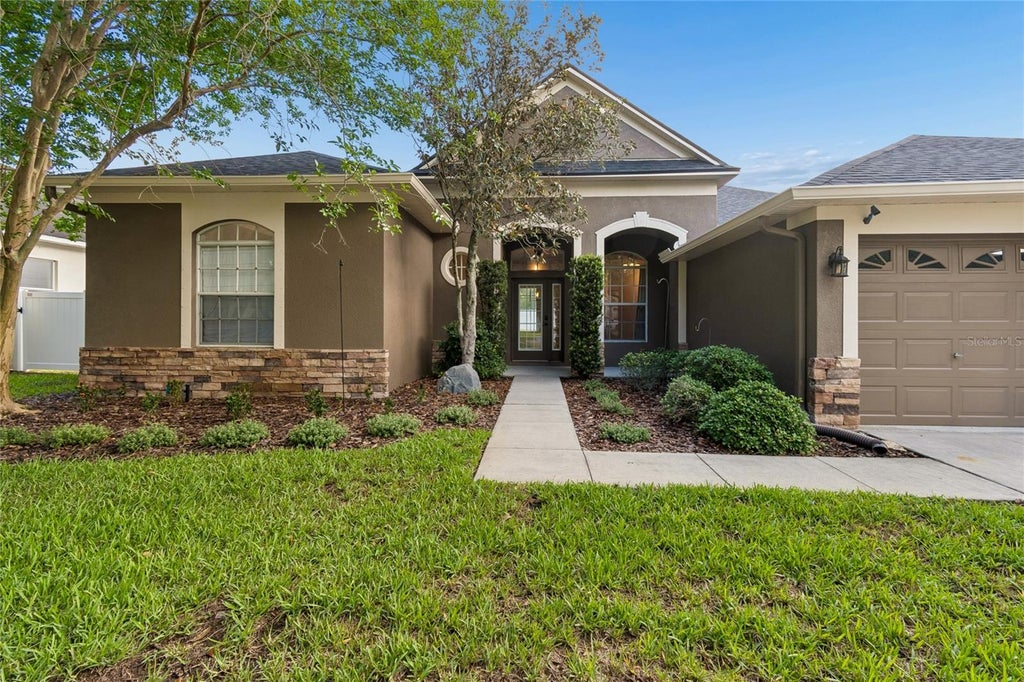 Photo of 3820 Misty Landing Drive, Valrico, FL 33594 (MLS # TB8519120)
