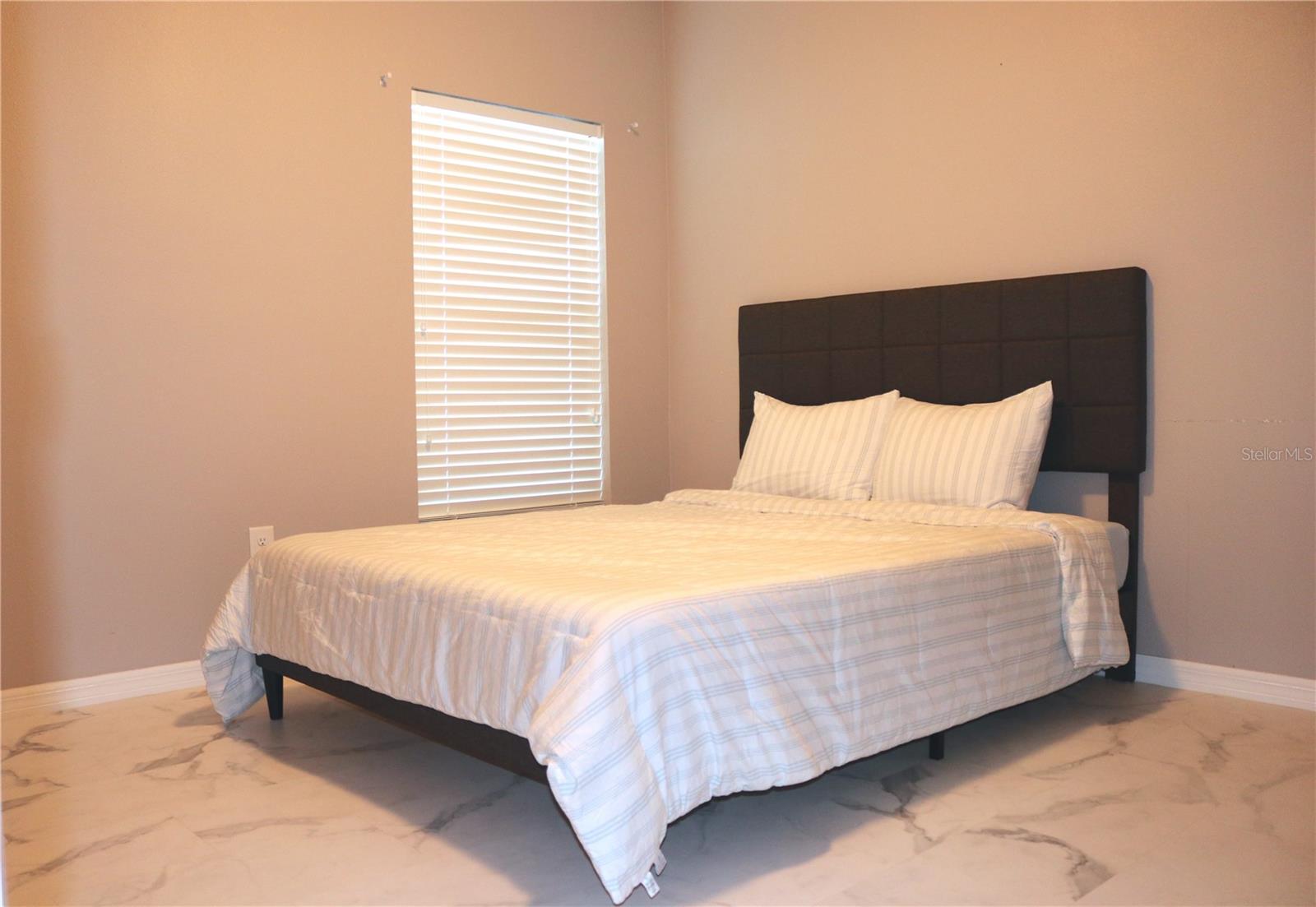 CARRIAGE PTE SOUTH PH 2C 2 - Residential Lease