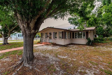 A home in PUNTA GORDA