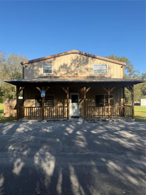 Tiny photo for 108 NW 10th Avenue, Williston, FL 32696 (MLS # GC538484)