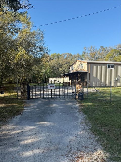 Tiny photo for 108 NW 10th Avenue, Williston, FL 32696 (MLS # GC538484)