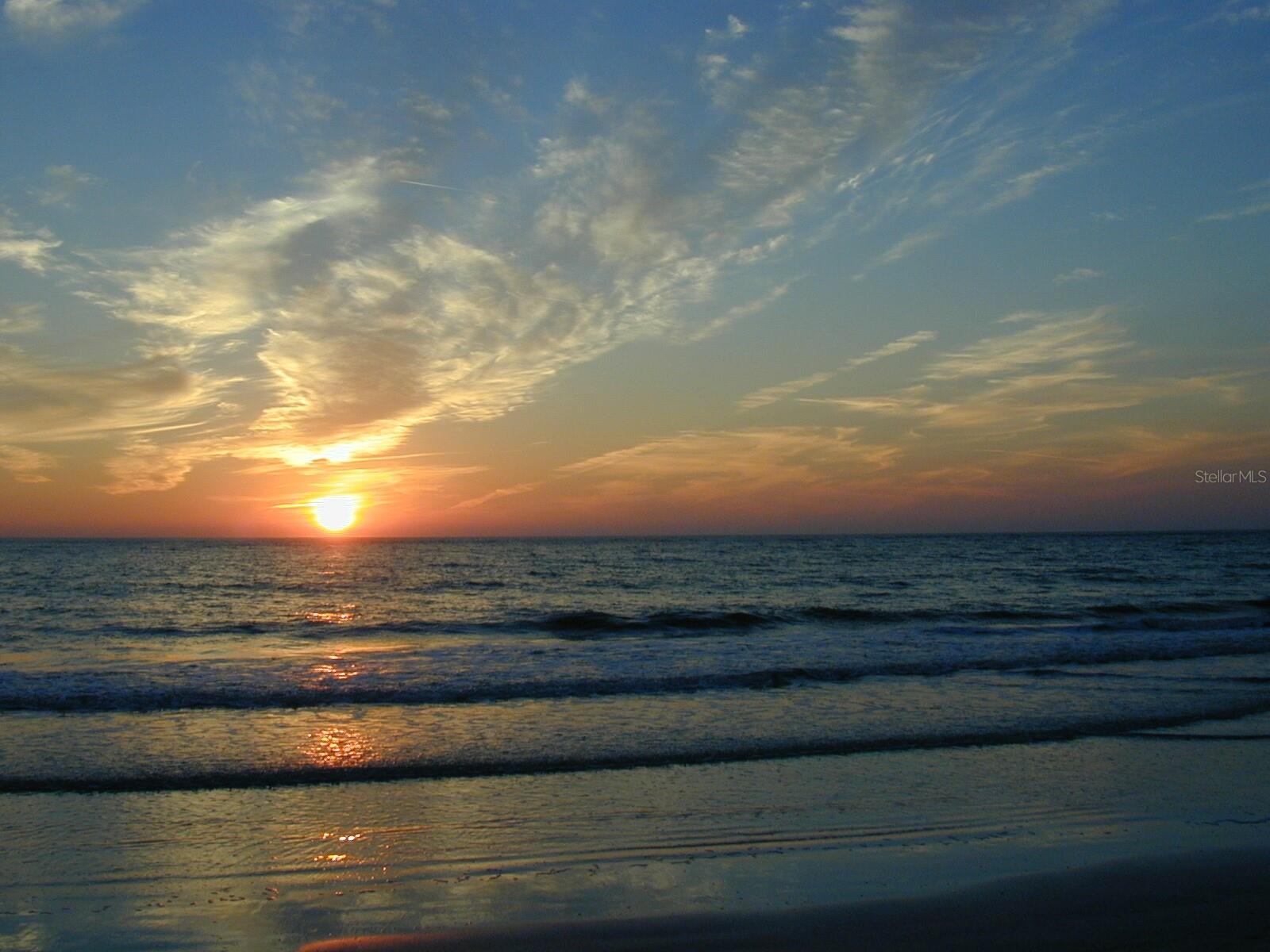 TANGERINE BAY CLUB - Residential