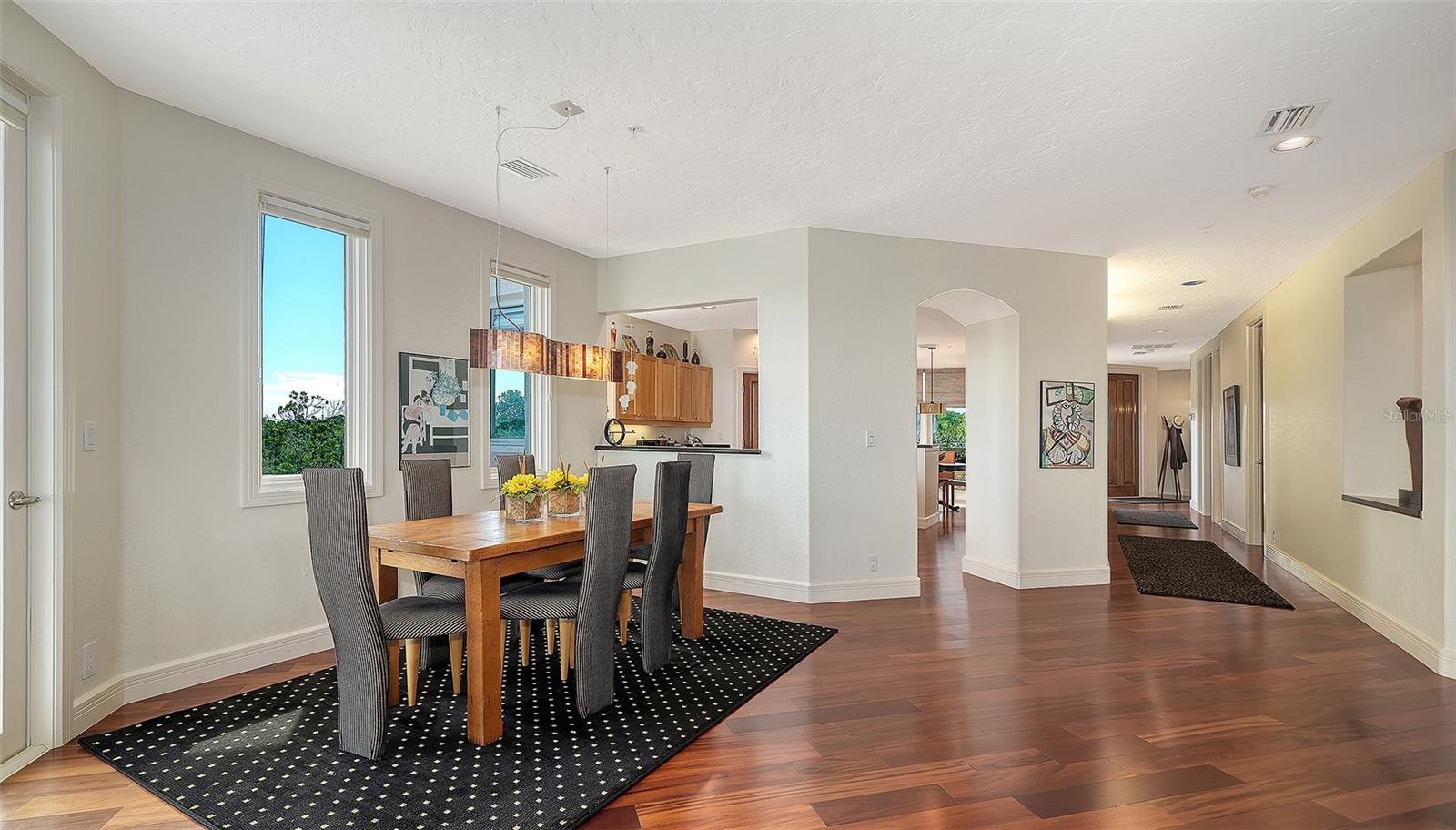 TANGERINE BAY CLUB - Residential