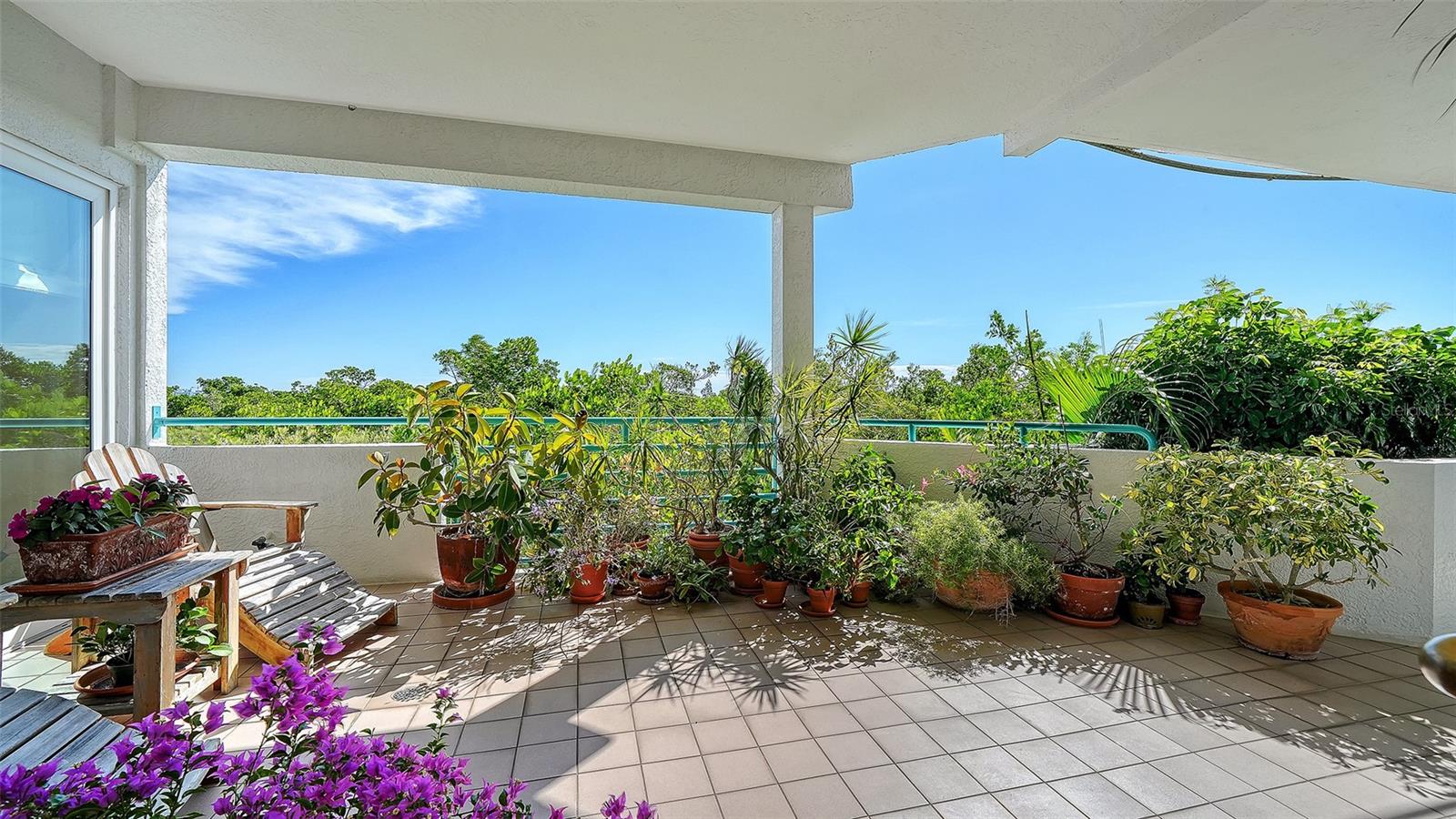 TANGERINE BAY CLUB - Residential