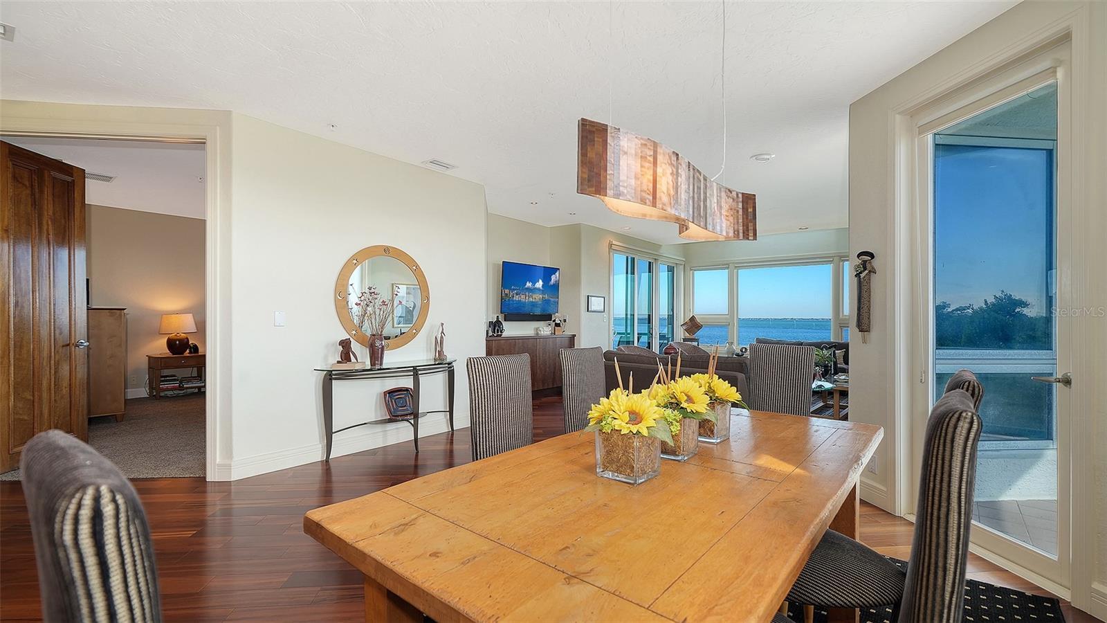 TANGERINE BAY CLUB - Residential