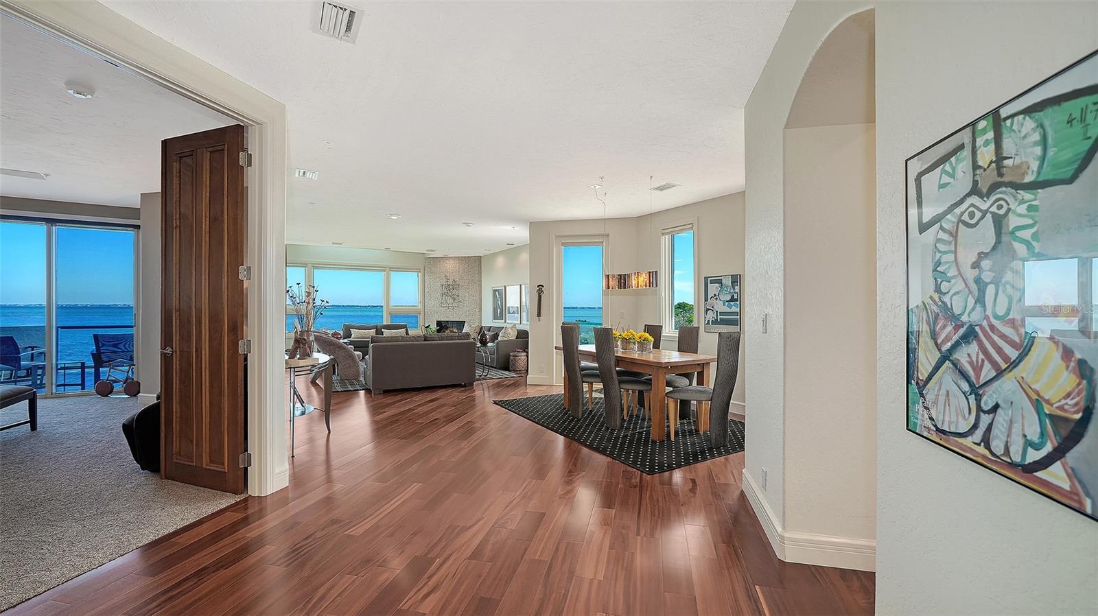 TANGERINE BAY CLUB - Residential