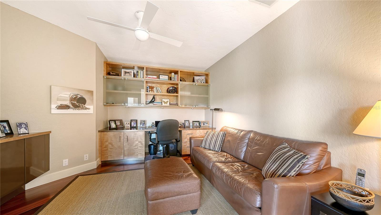 TANGERINE BAY CLUB - Residential