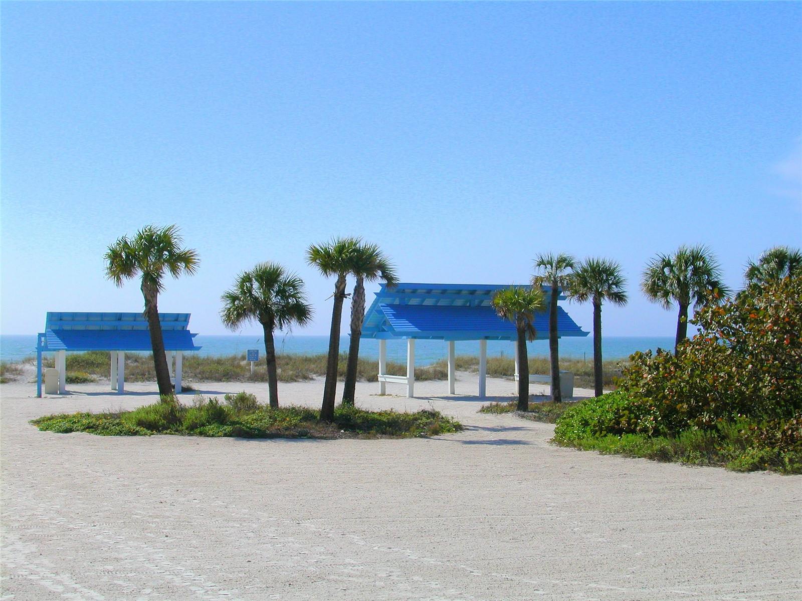 TANGERINE BAY CLUB - Residential