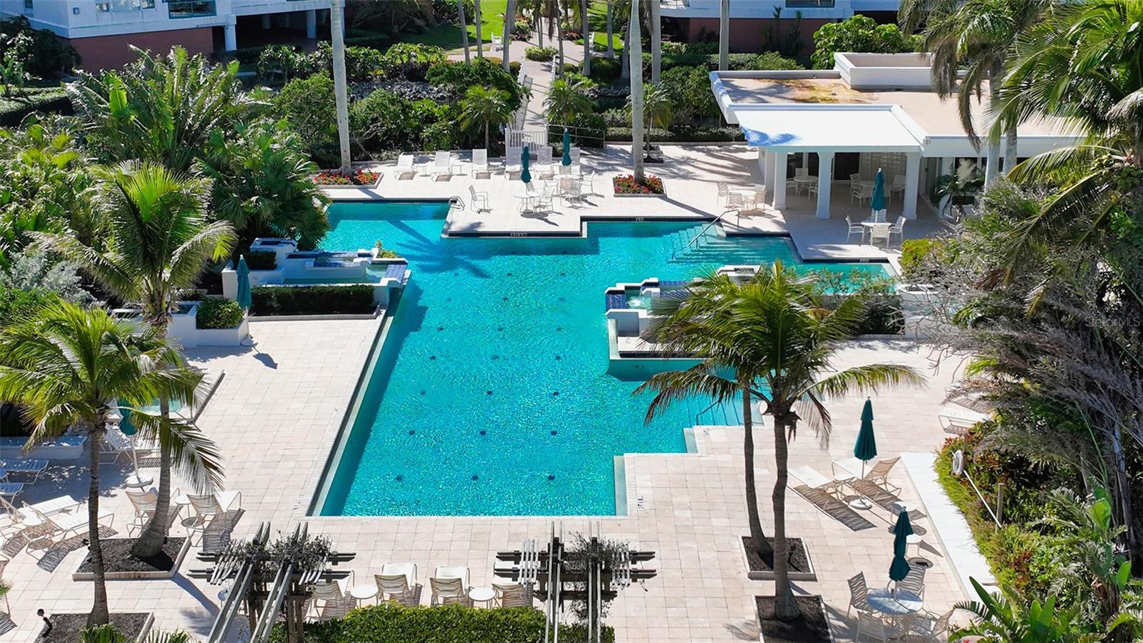 TANGERINE BAY CLUB - Residential