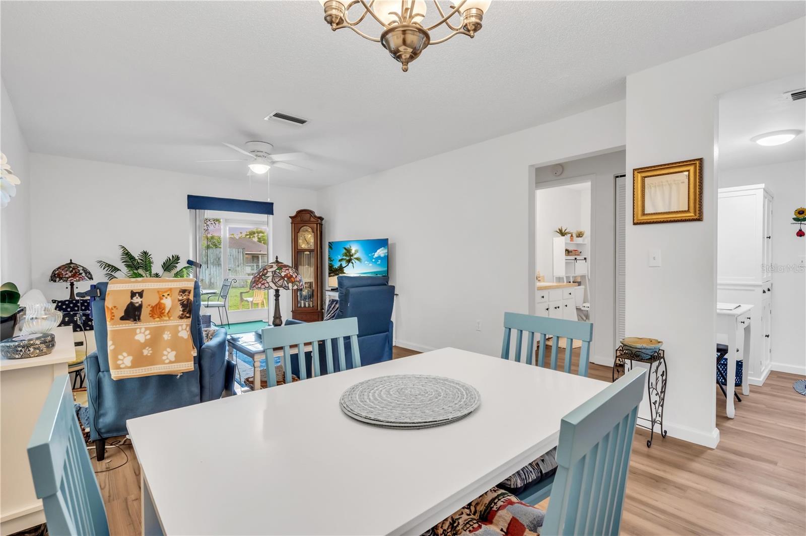 CAMBRIDGE VILLAGE - Residential