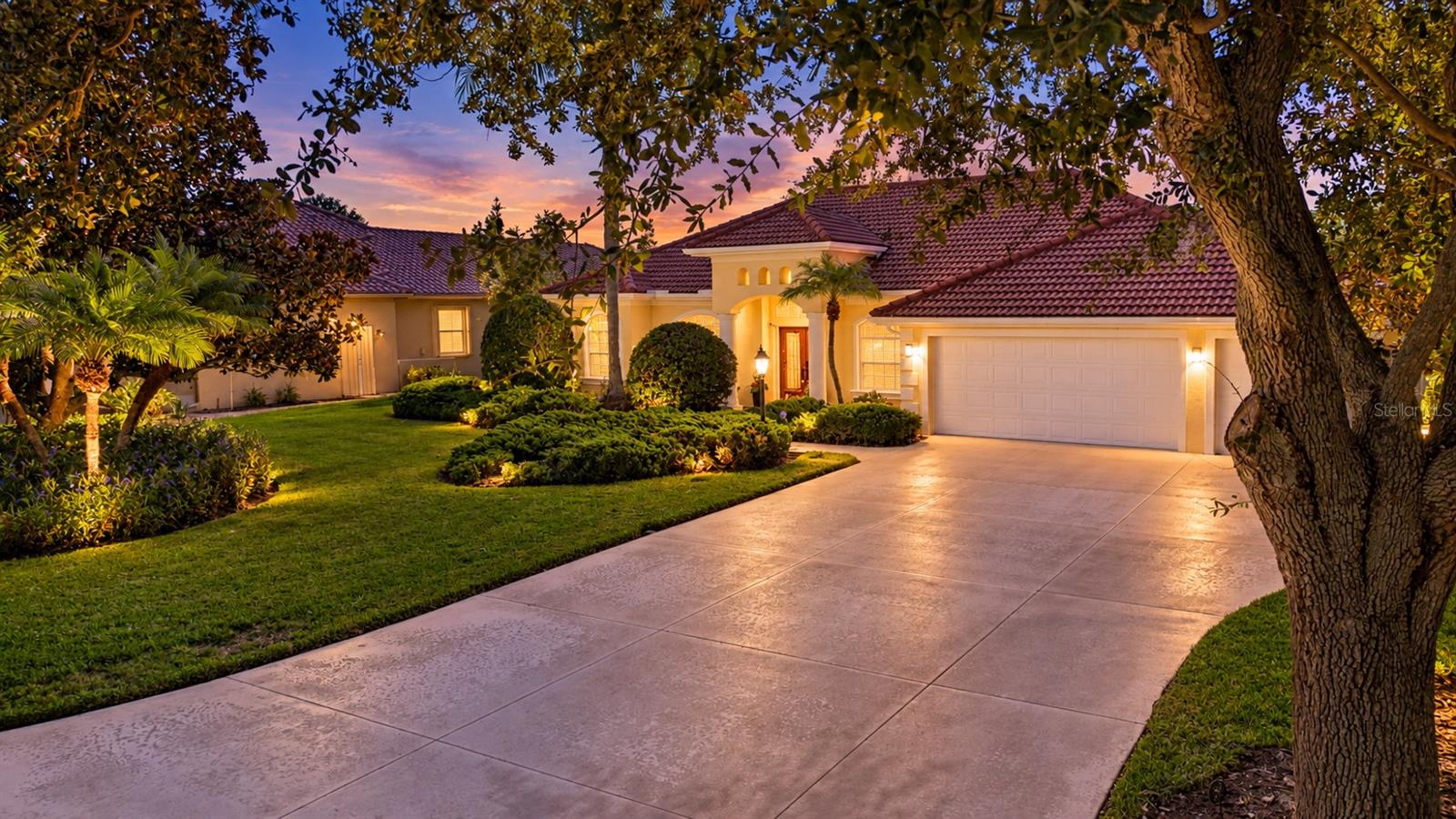 3716 EAGLE HAMMOCK DRIVE