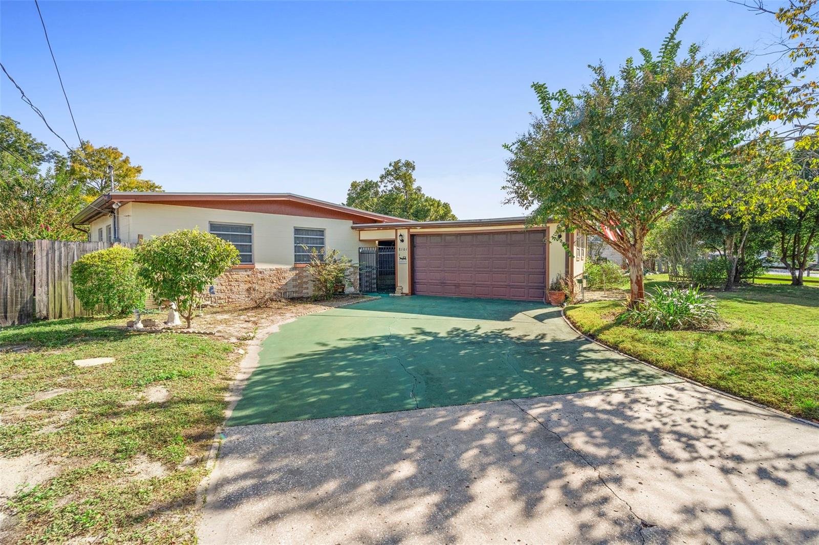 RIVERSIDE ACRES FOURTH ADD - Residential