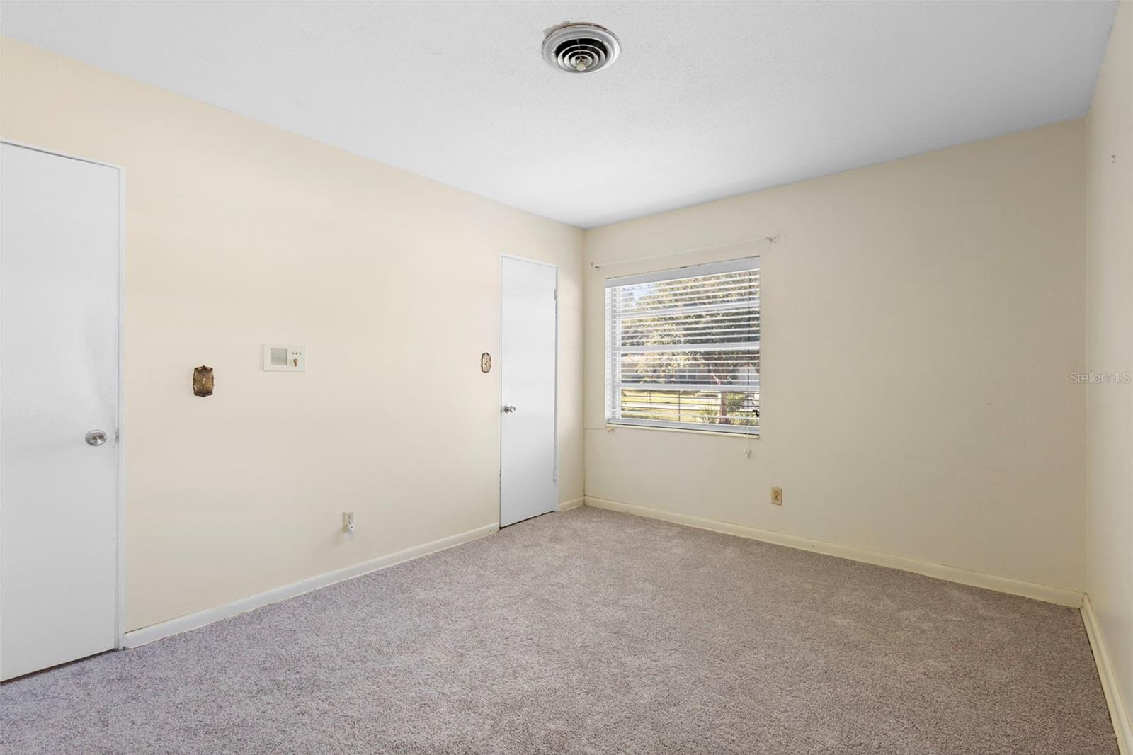 RIVERSIDE ACRES FOURTH ADD - Residential