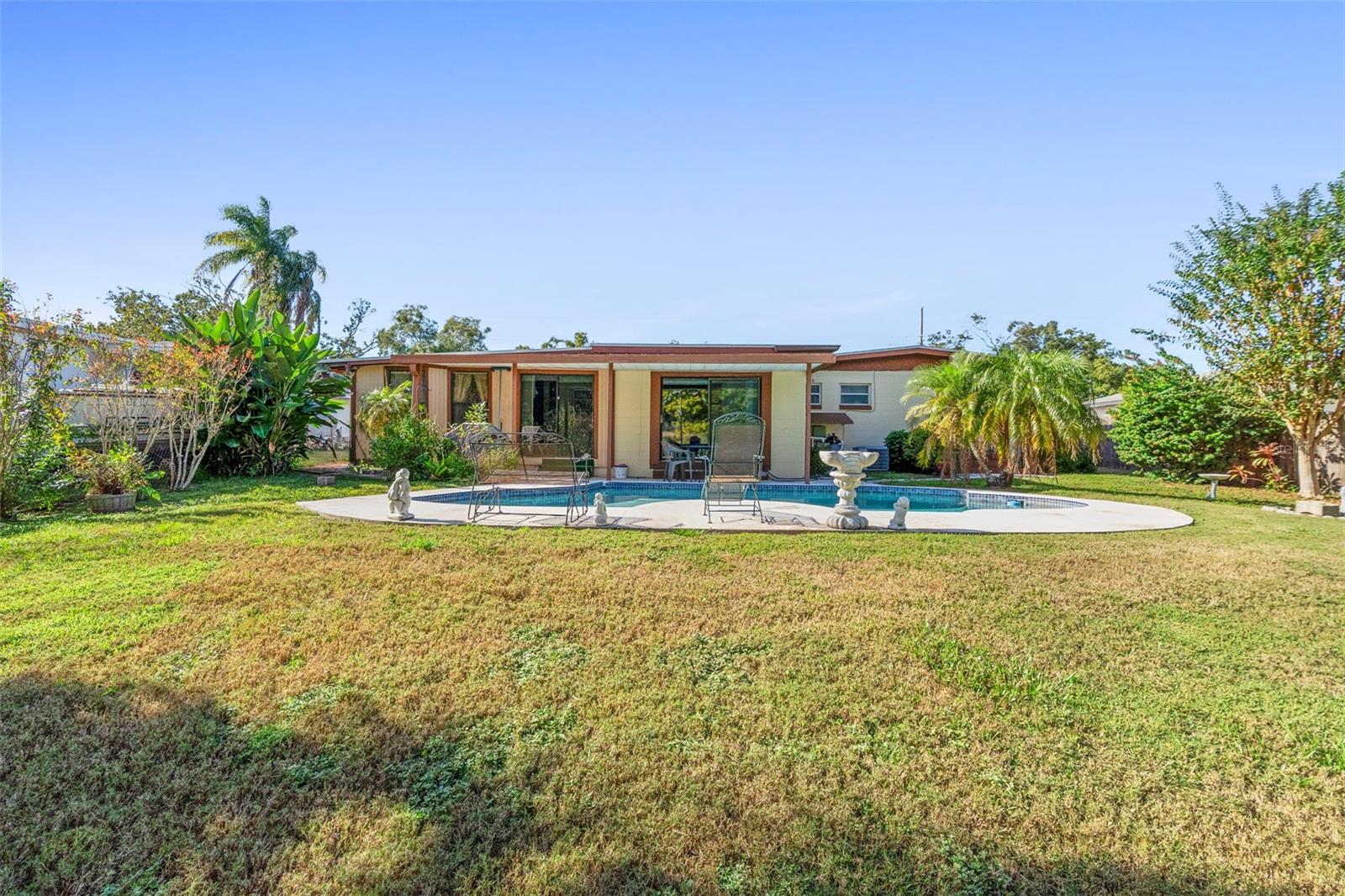 RIVERSIDE ACRES FOURTH ADD - Residential