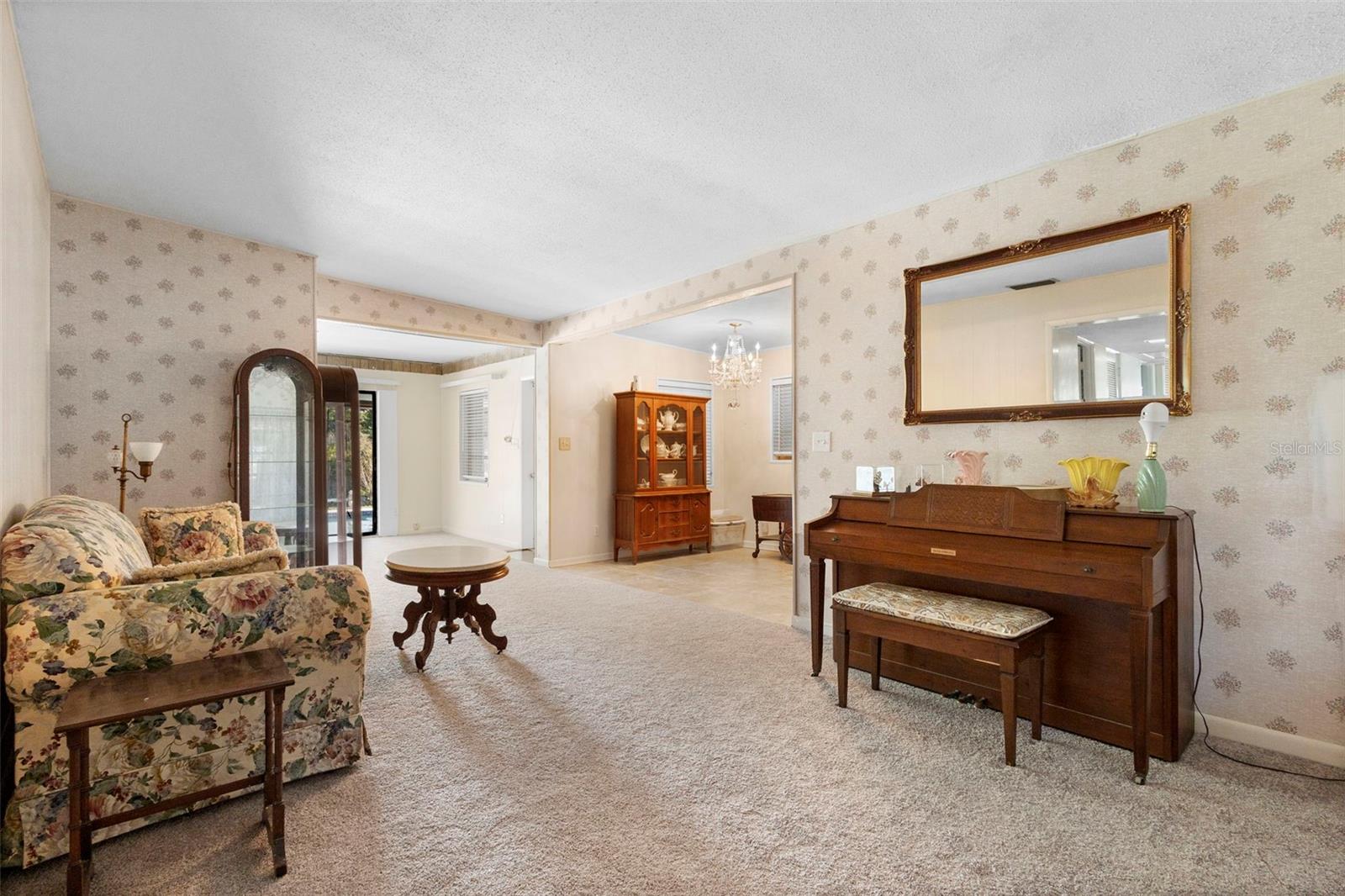 RIVERSIDE ACRES FOURTH ADD - Residential