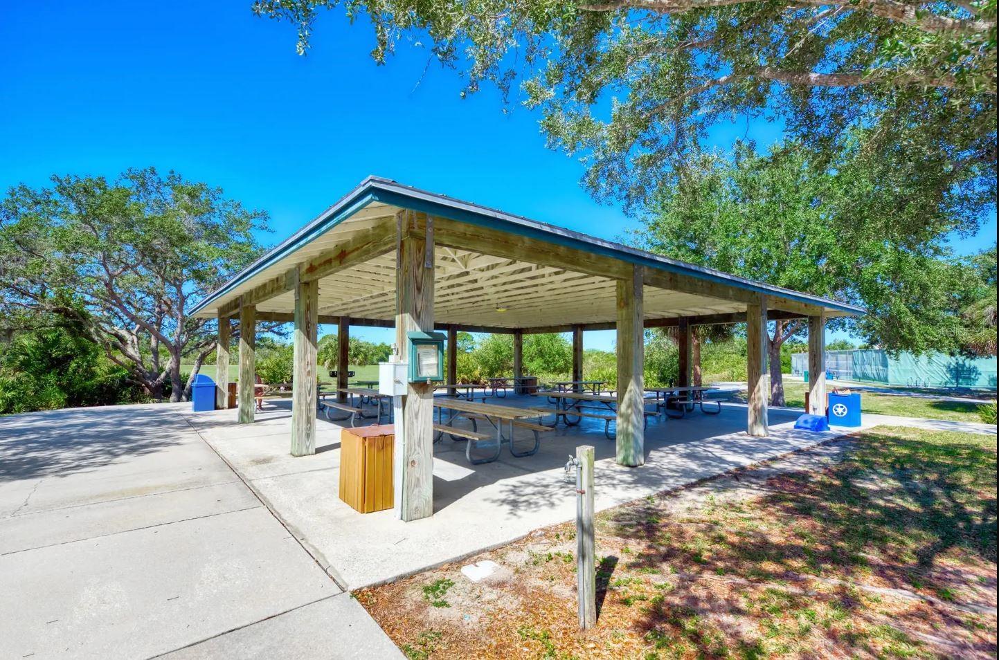 ROTONDA WEST WHITE MARSH - Residential