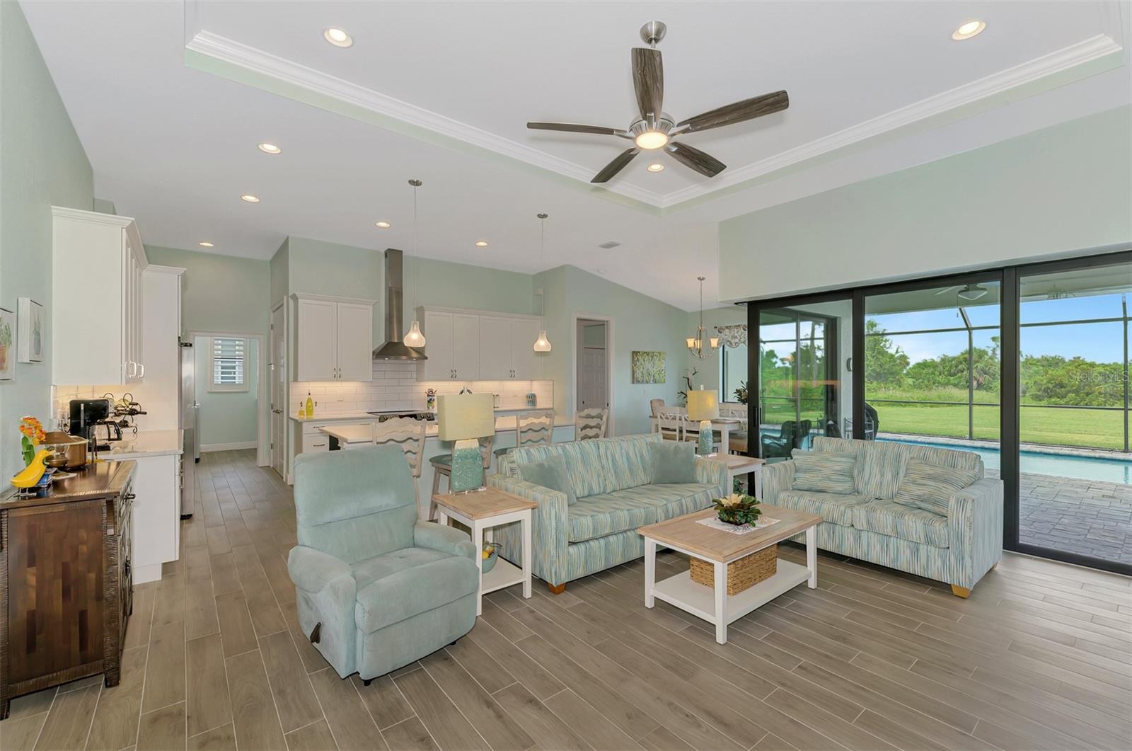 ROTONDA WEST WHITE MARSH - Residential