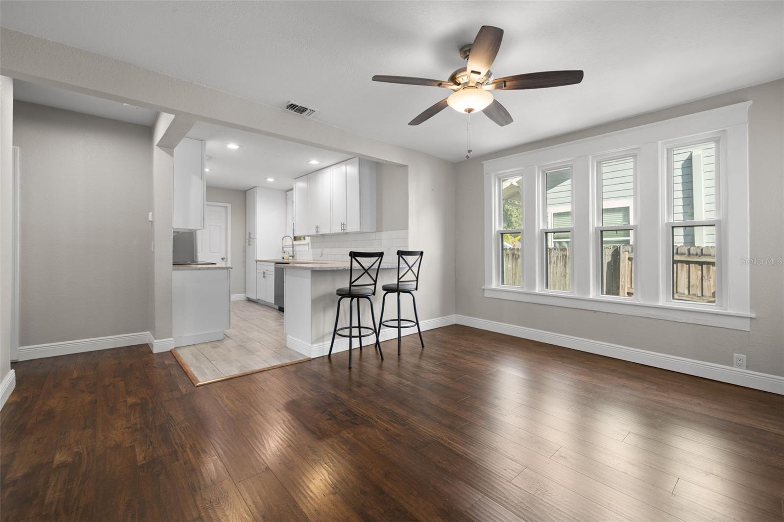 MEADOWBROOK - Residential