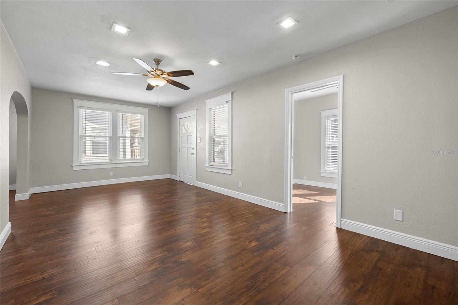 MEADOWBROOK - Residential