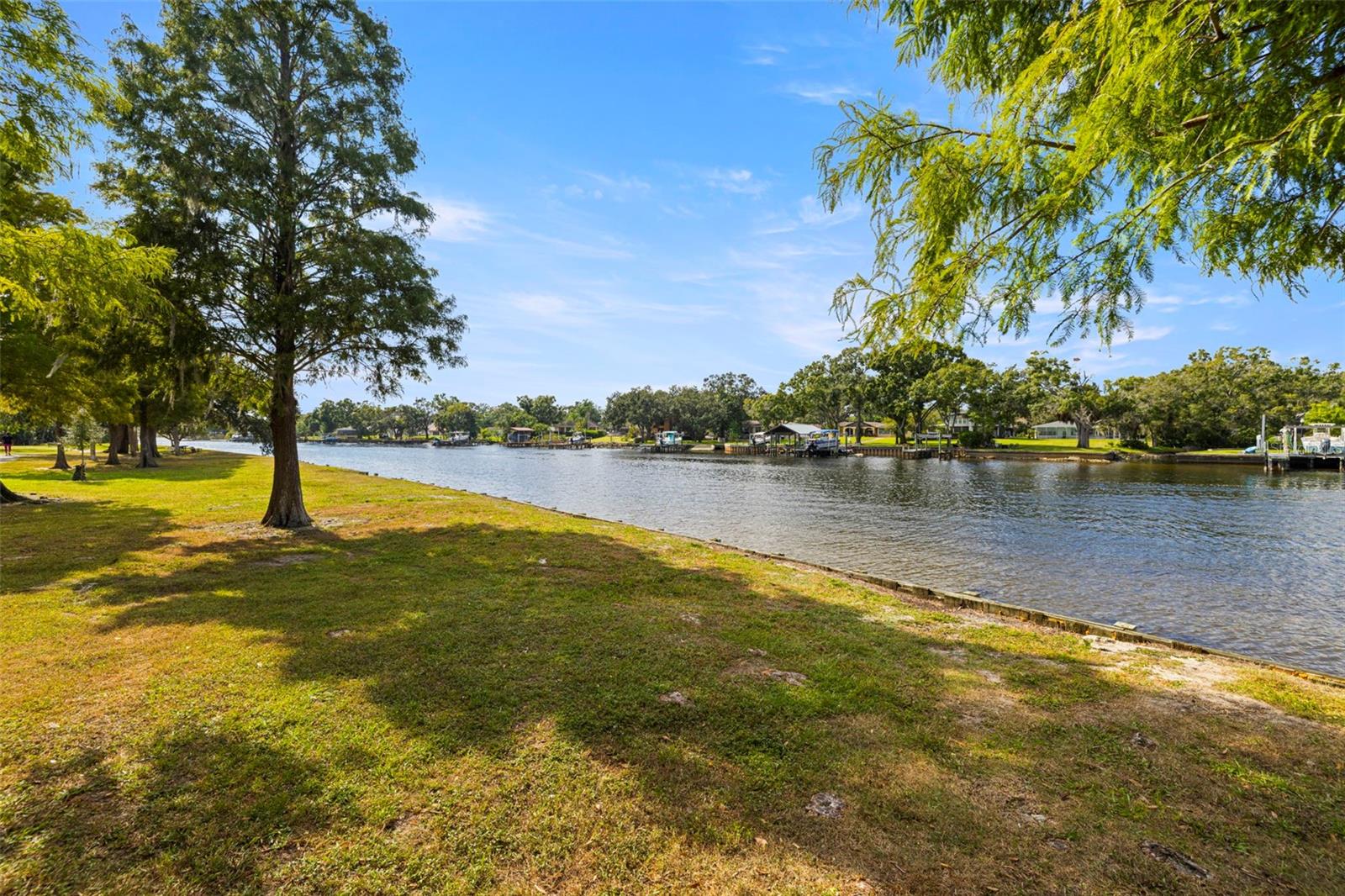 MEADOWBROOK - Residential