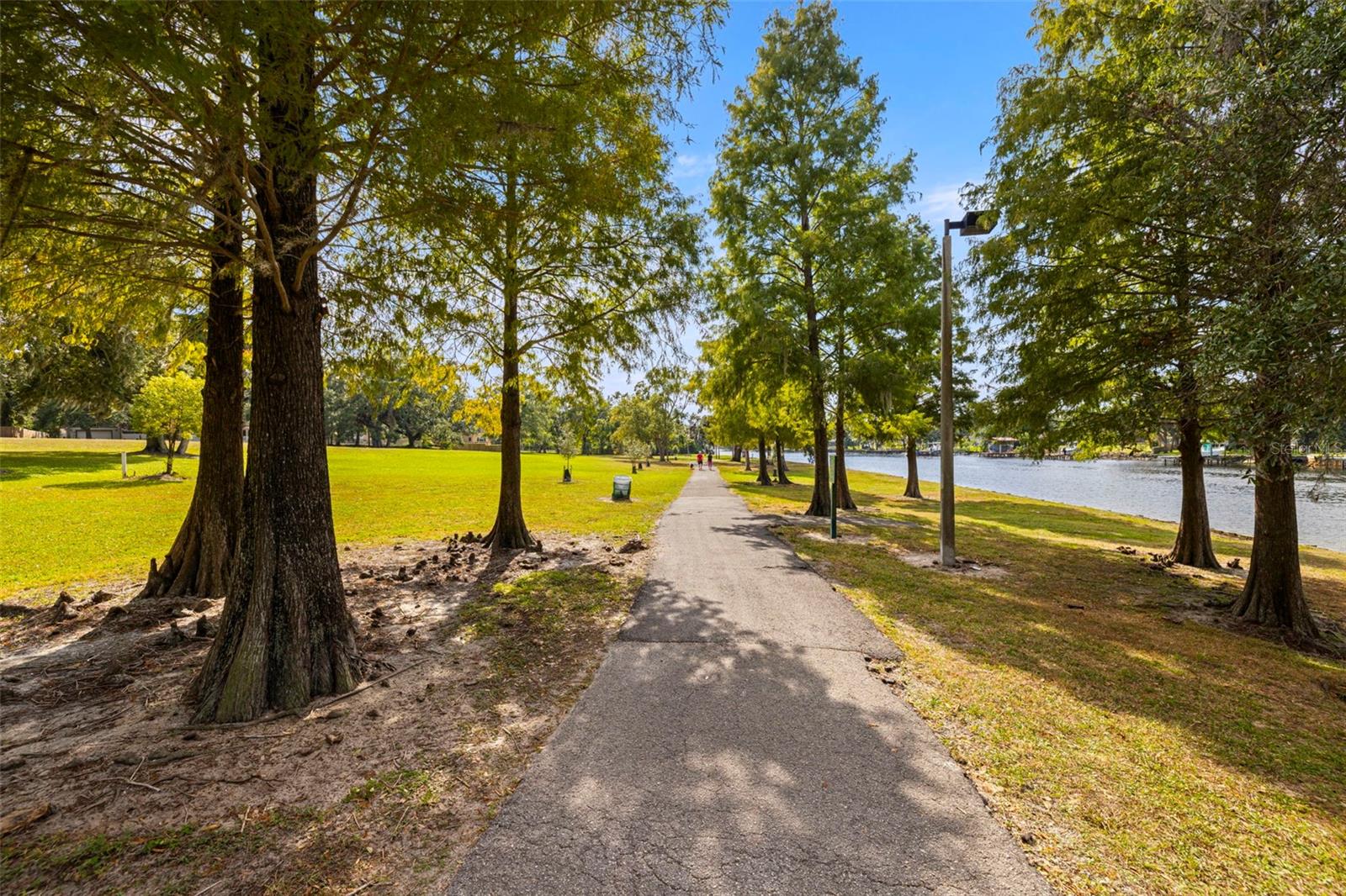 MEADOWBROOK - Residential