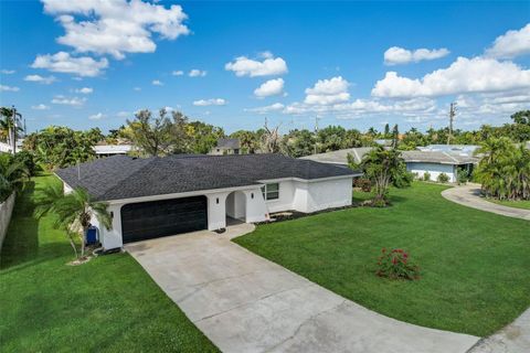 Single Family Residence in CAPE CORAL FL 4220 1ST COURT 40.jpg