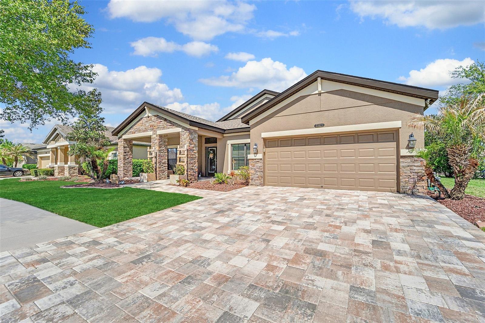 CONNERTON - Residential