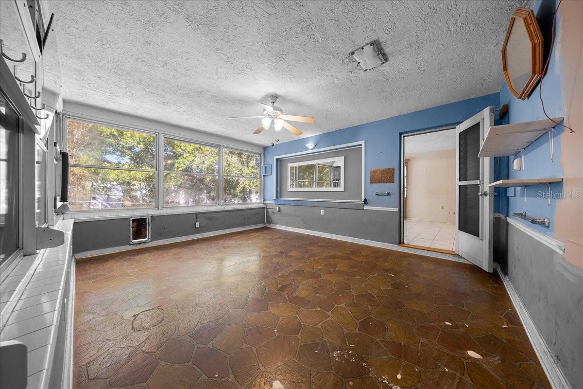 BEVERLY HILLS UNIT 05 - Residential